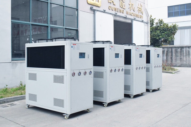 注塑行业怎么选适合自己的冷水机？